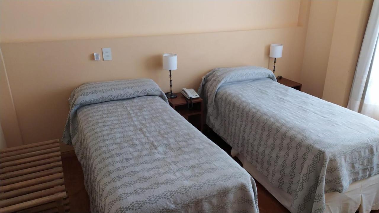 Lowcost Madryn 玛德琳港 外观 照片